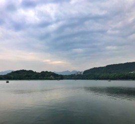 揭阳杭州自助游(杭州自助游旅游攻略)