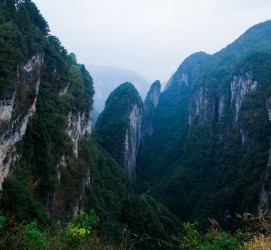 揭阳伴游中国带你去湘西(湘西跟团旅游)