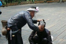 揭阳欲带老伴游遍中国(带着老伴去旅游)