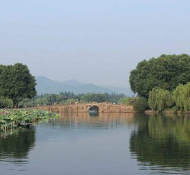 揭阳杭州游玩攻略(无锡到杭州游玩攻略)