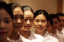 揭阳私人伴游招聘 度假区万元月薪招“泳装伴游”