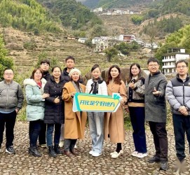 揭阳商务伴游招聘 潮声丨百万年薪聘导游 浙江一座县城的“千金买马”记