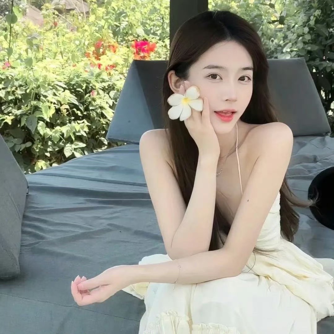 揭阳伴游女生Claire的资料