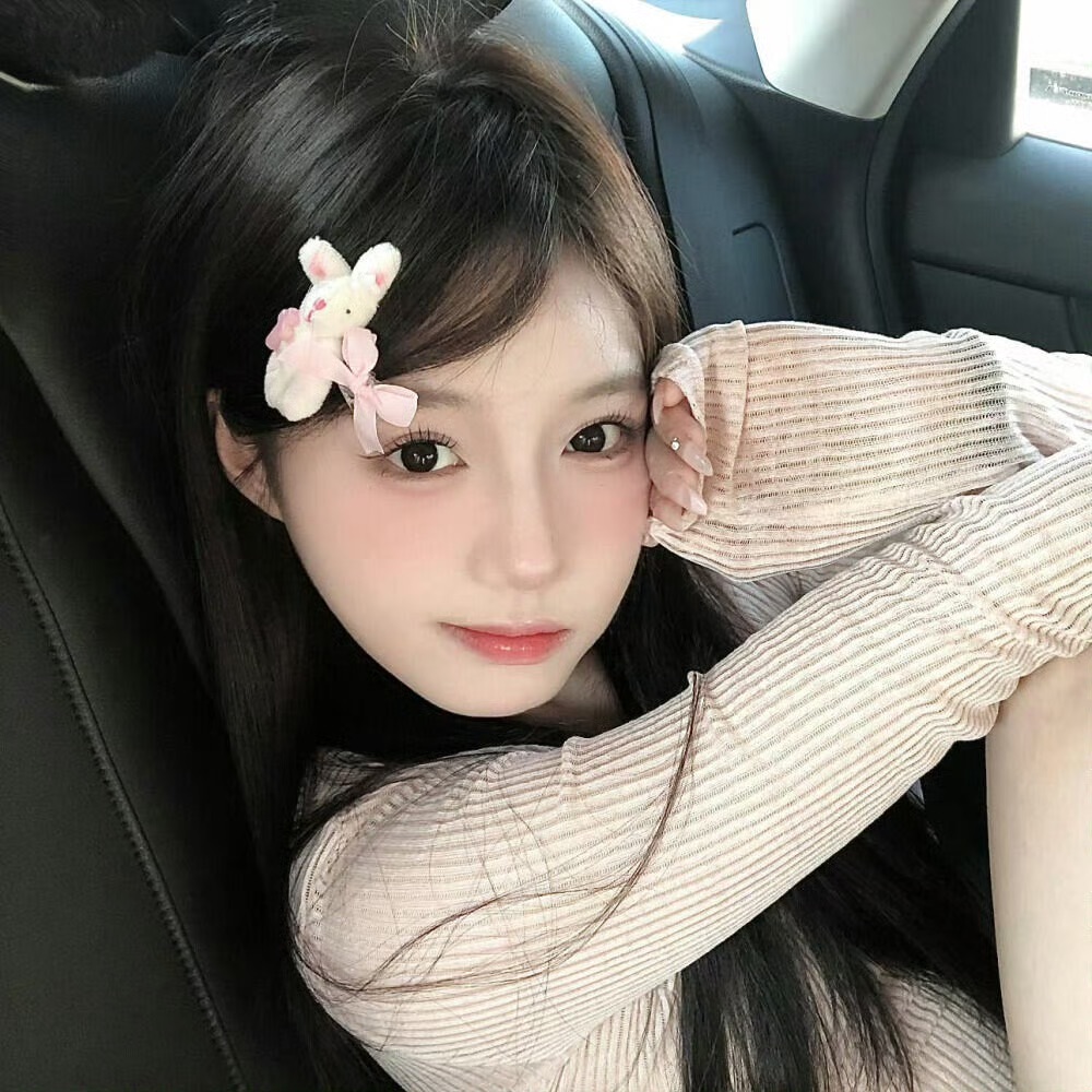 揭阳伴游女生沈欣白的资料