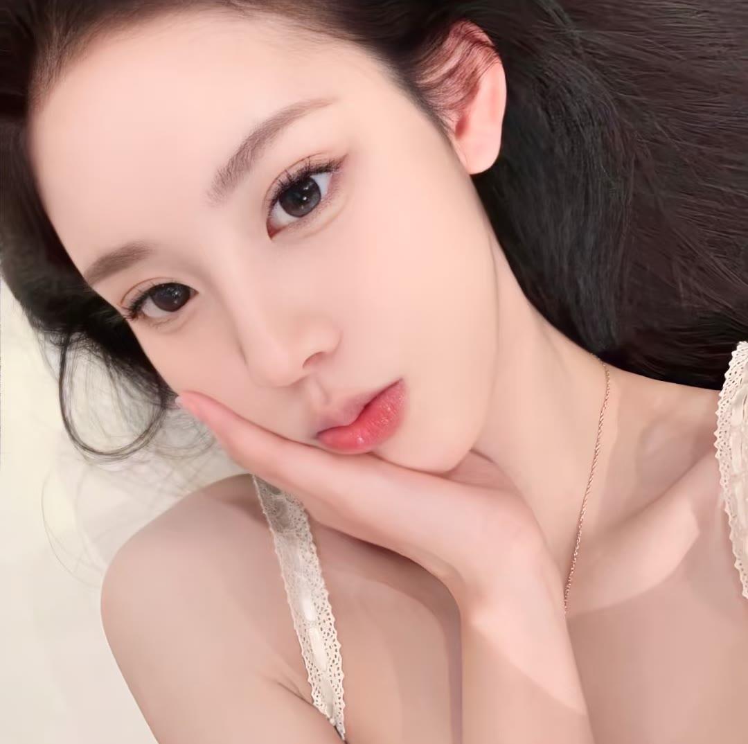 揭阳伴游女生佛白易的资料