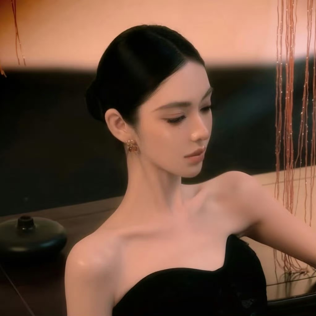 揭阳伴游女生 | Emily的资料